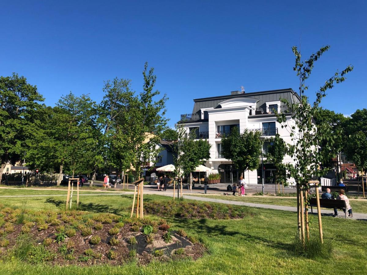 Luxury Apartments In Residence Maritime Miedzyzdroje Exterior photo
