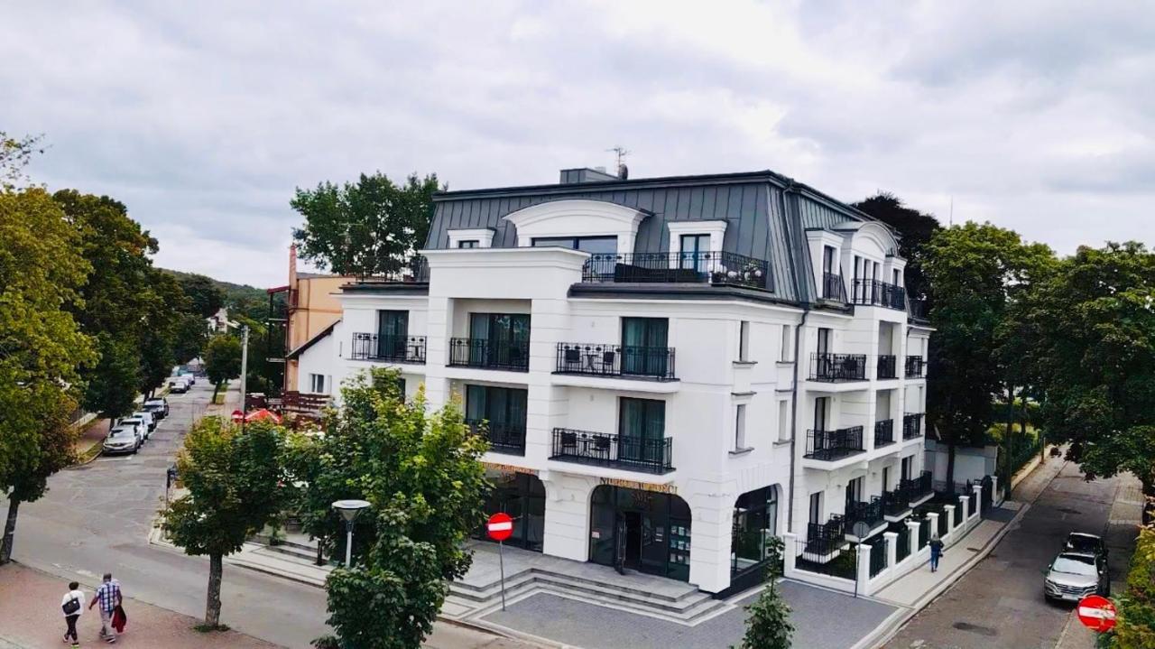 Luxury Apartments In Residence Maritime Miedzyzdroje Exterior photo